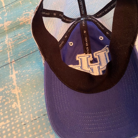 University of Kentucky Hat - Picture 3 of 5